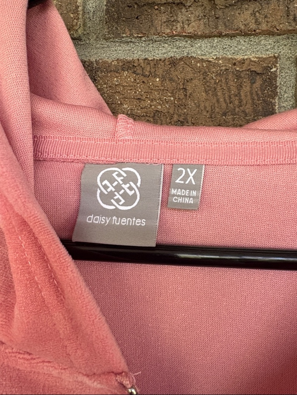Pink Heart Plush Lounge Set by Daisy Fuentes - Picture 3 of 4